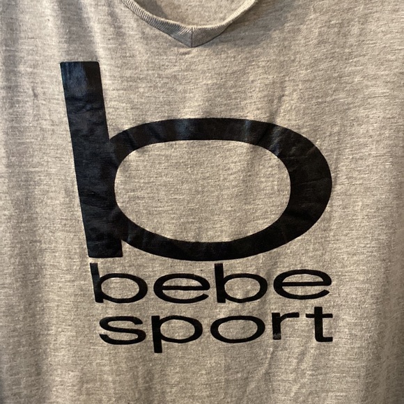 Bebe sport graphic tee size large - Picture 2 of 4